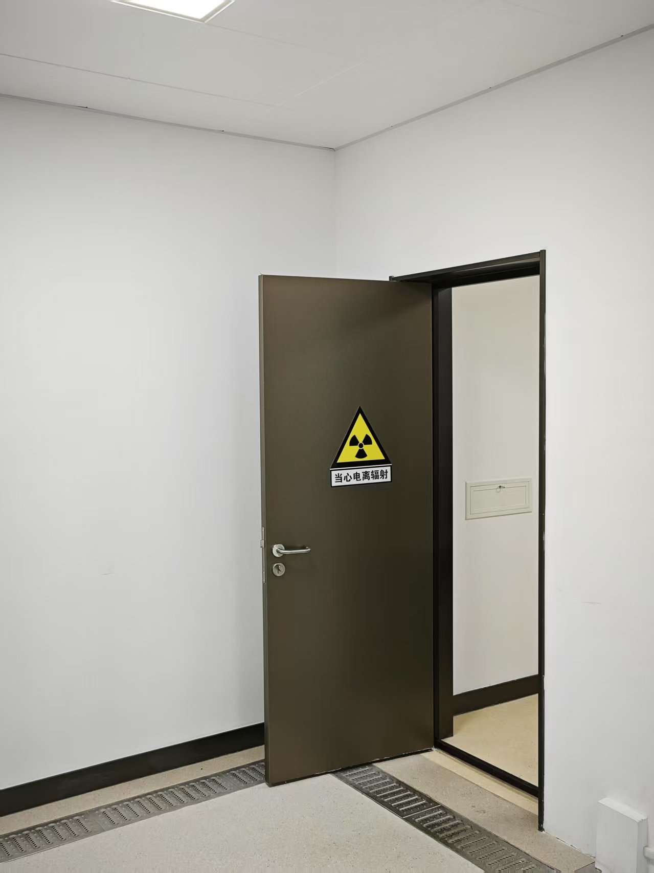 扬州CT室手动单开防护铅门